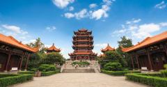 Departing from San Francisco: 12-Day Itinerary Shanghai in, Wuhan out · No-shopping tour · Thursday departures