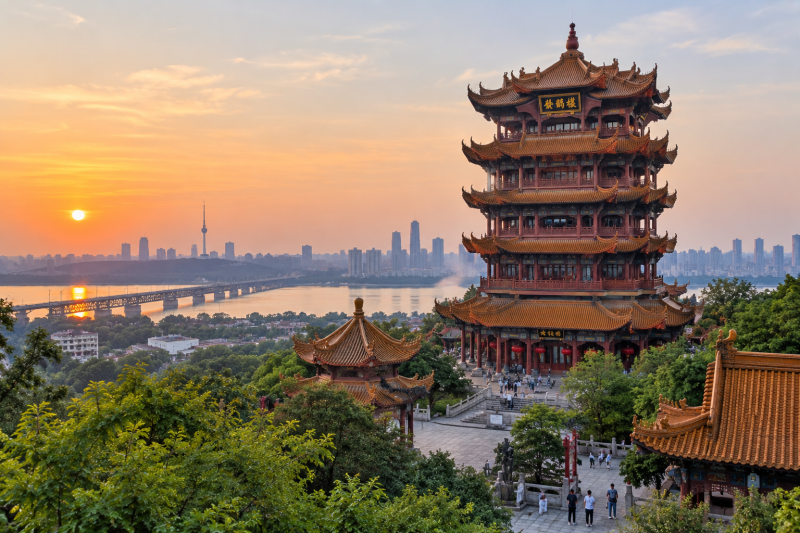 Departing from San Francisco: 12-Day Itinerary Wuhan in, Beijing out · No-shopping tour · Friday departures
