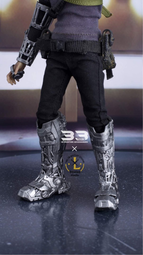 Steel Boy testing Tony 1.0 DIY action figures 1/12