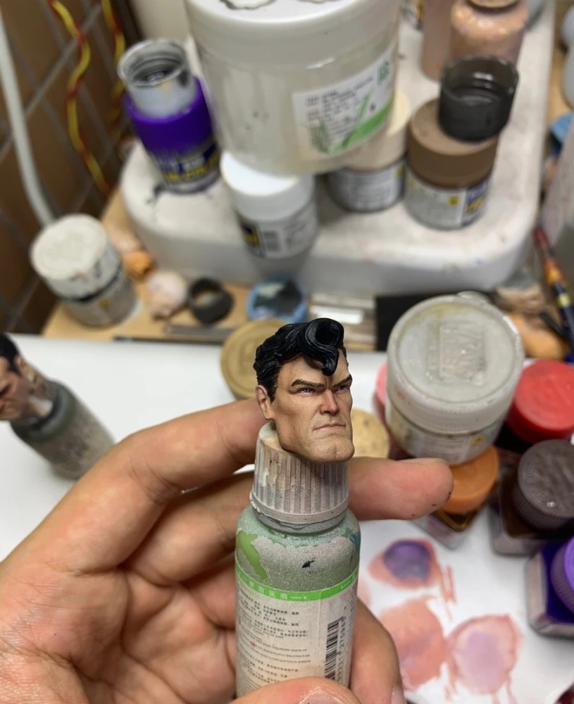 Black to super man headsculpt 1:12