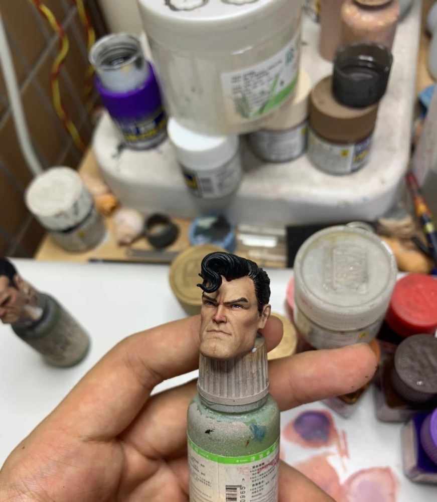 Black to super man headsculpt 1:12