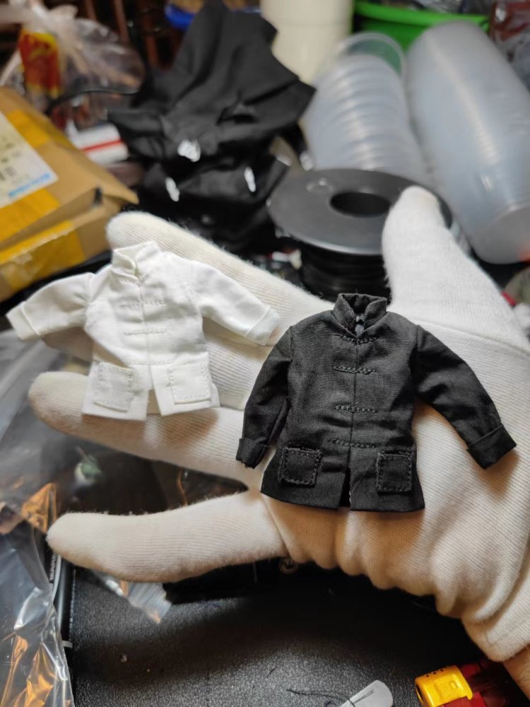 Kung Fu man suit