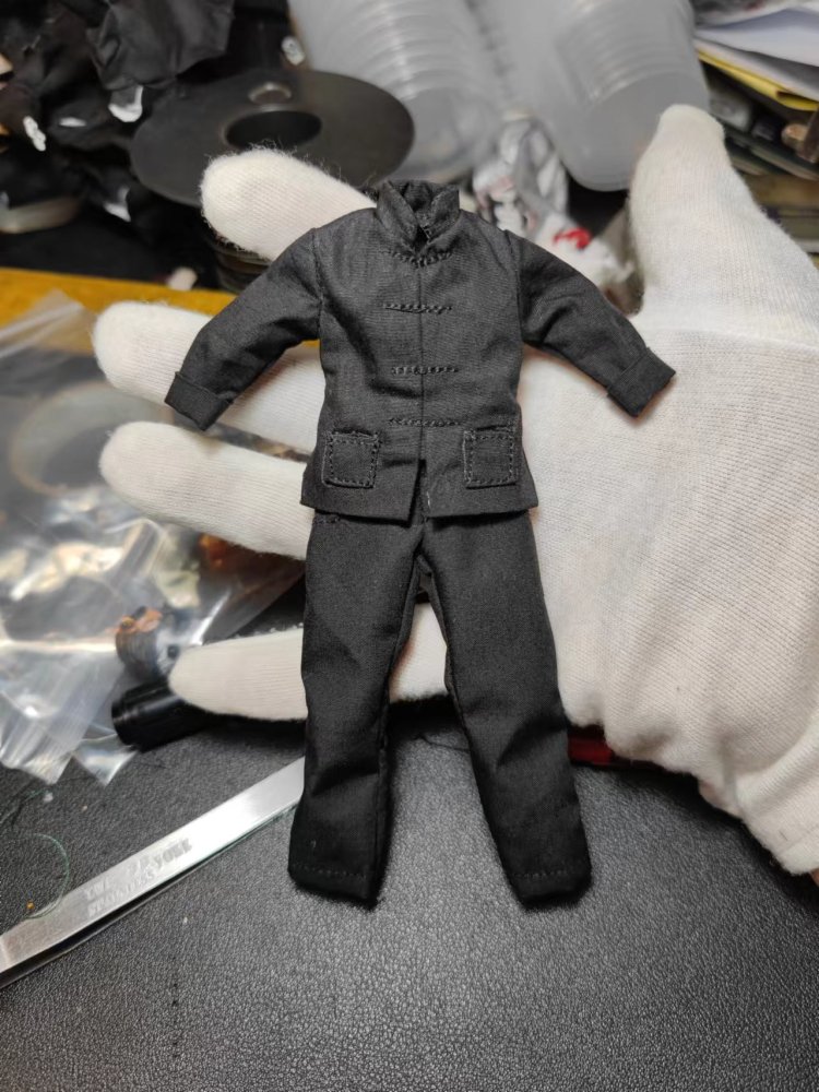 Kung Fu man suit
