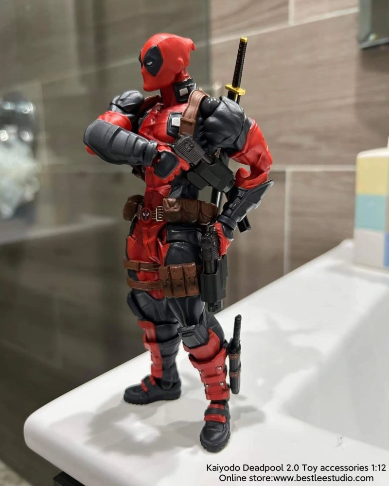 KAIYODO Deadpool 2.0 Toy gun/knife sheath 1：12
