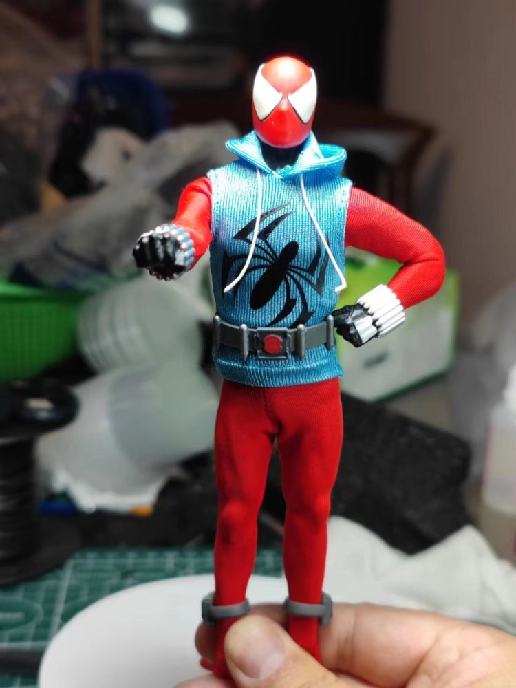 ml mezcoo Scarlet spiderr suit/toy accessories  1：12
