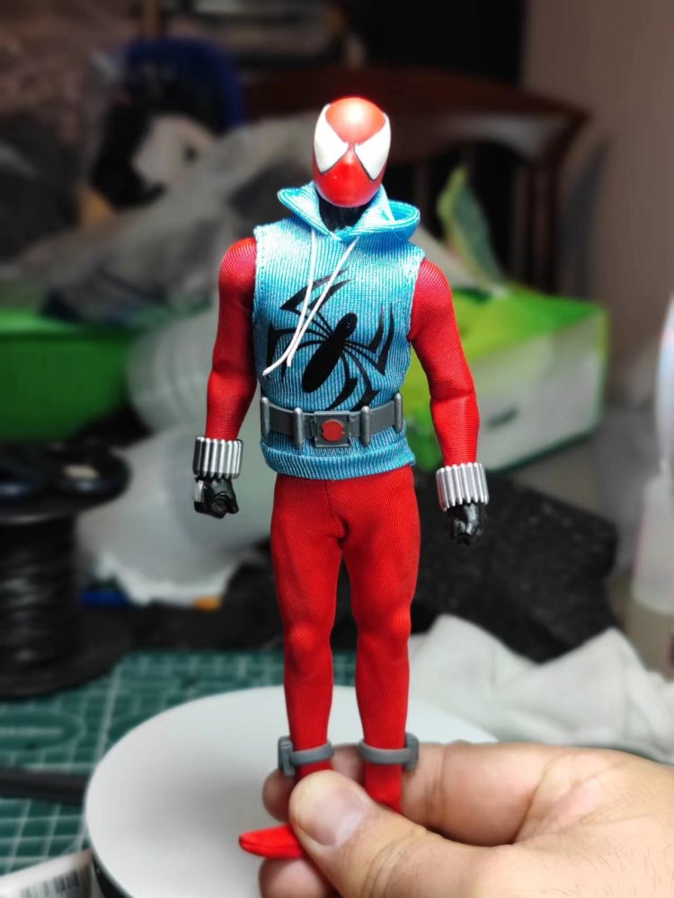ml mezcoo Scarlet spiderr suit/toy accessories  1：12