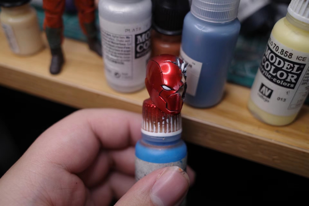 Vtoys Redhoodd (Battle damage version 2.0) headsculpt 1:12
