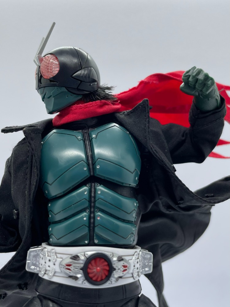shf Mask Warrior Black trench coat+Red scarf 1：12
