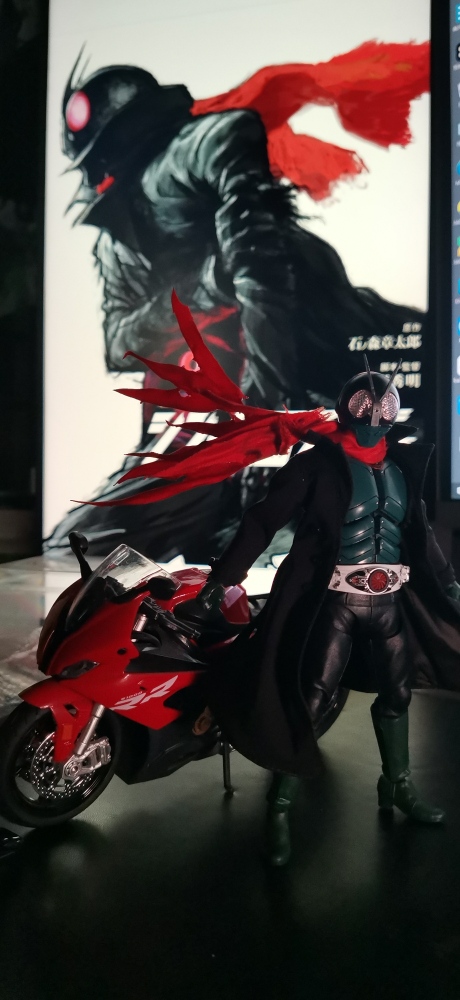shf Mask Warrior Black trench coat+Red scarf 1：12