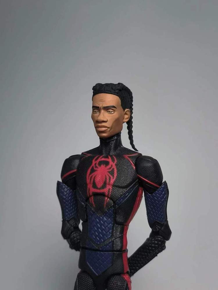 ML/SHF 42 Miles(Prowler) headsculpt 1:12