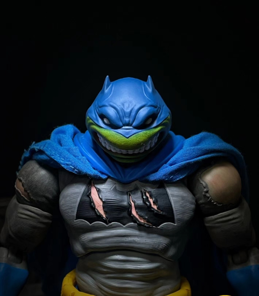 Mafex Batman v Teenage Mutant Ninja Turtles headsculpt 1:12