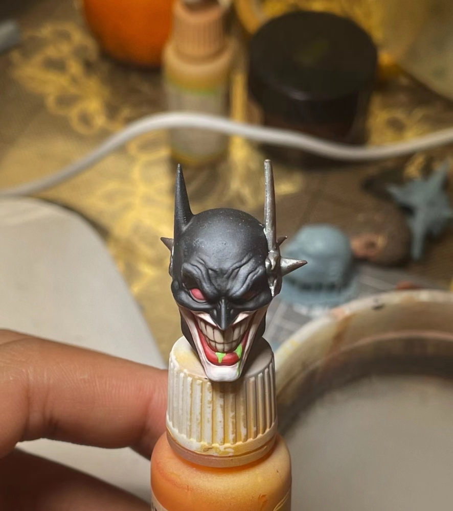 McFarlane  Laughing Batman headsculpt