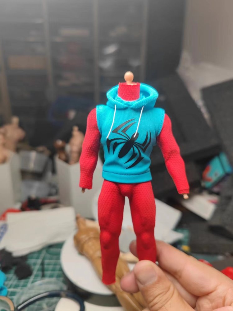 NWtoys Scarlet spiderr suit 1：12