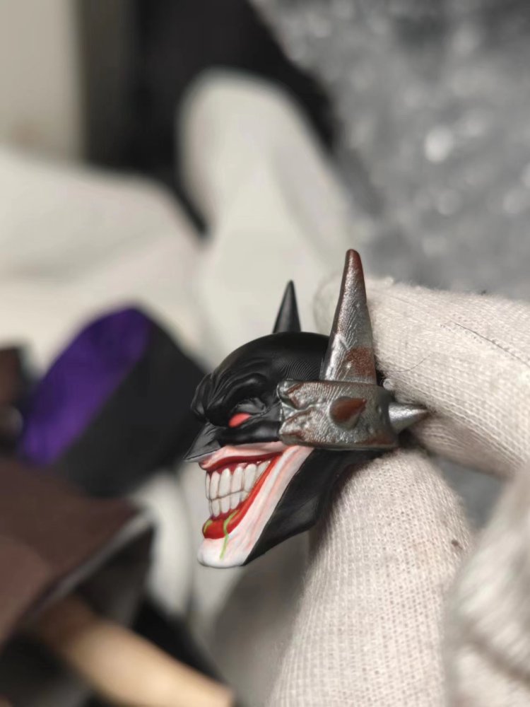 McFarlane  Laughing Batman headsculpt