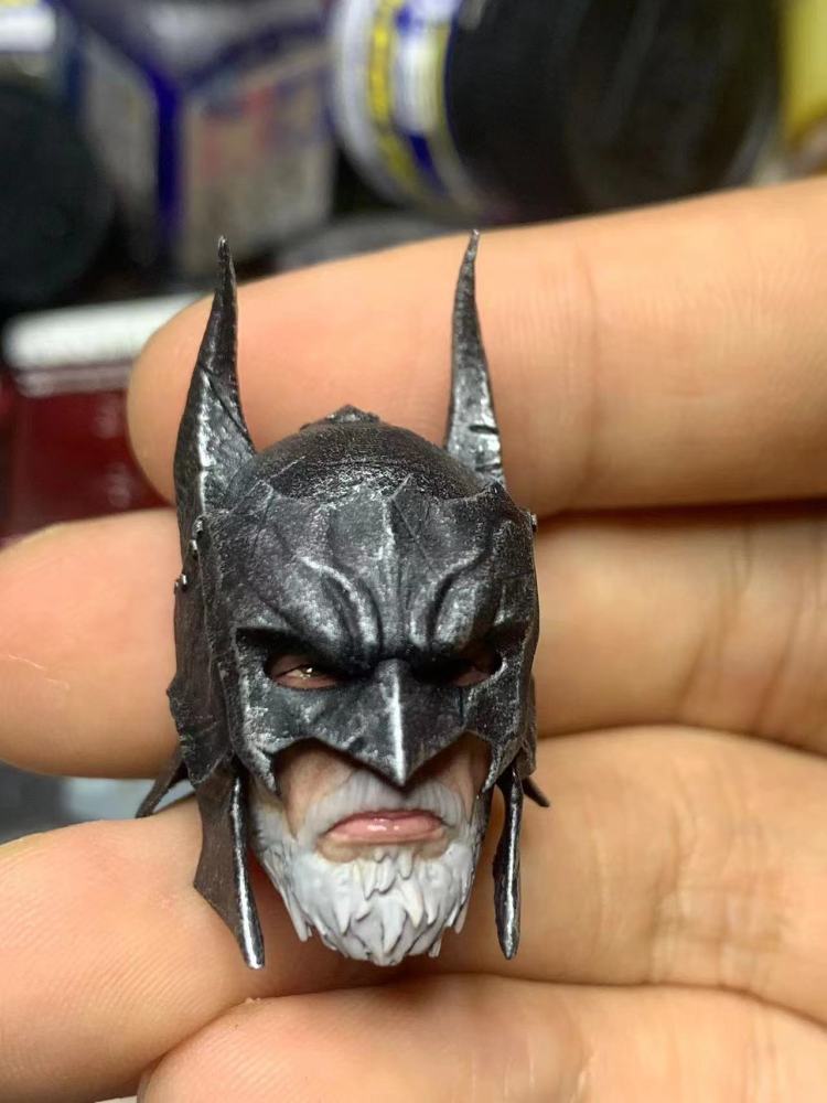 Macfarlane Medieval Batmanm headsculpt 1/12