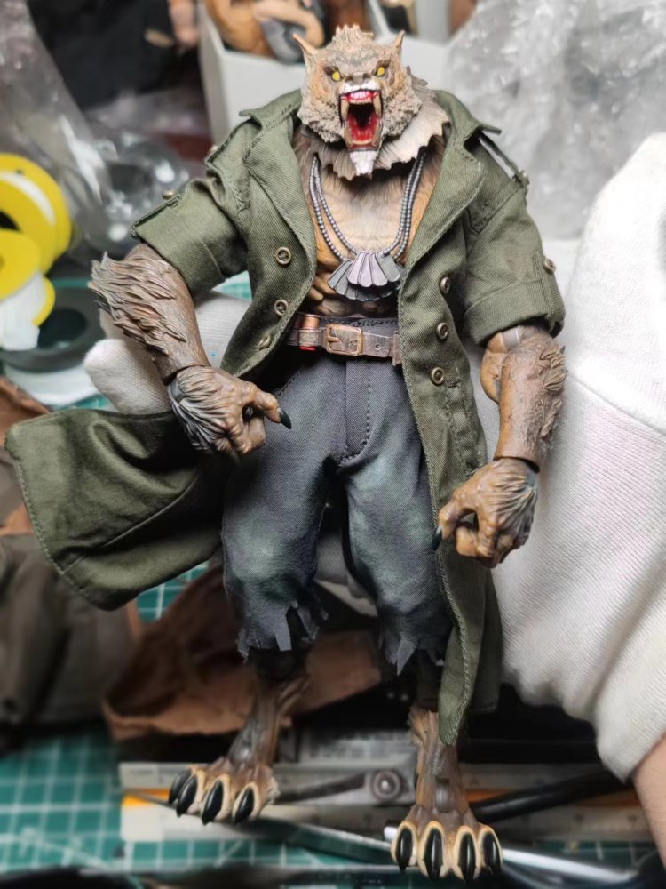 maestro union Werewolf Army Green Trench Coat/pants 1:12