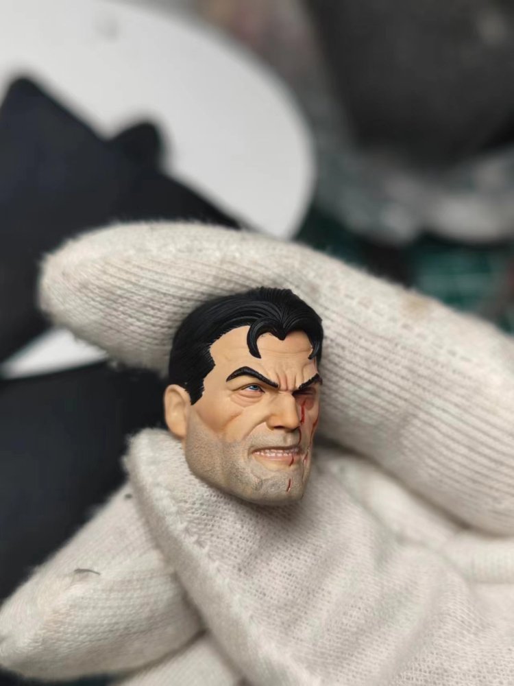 Mezco Scar effect Punisherr headsculpt 1:12