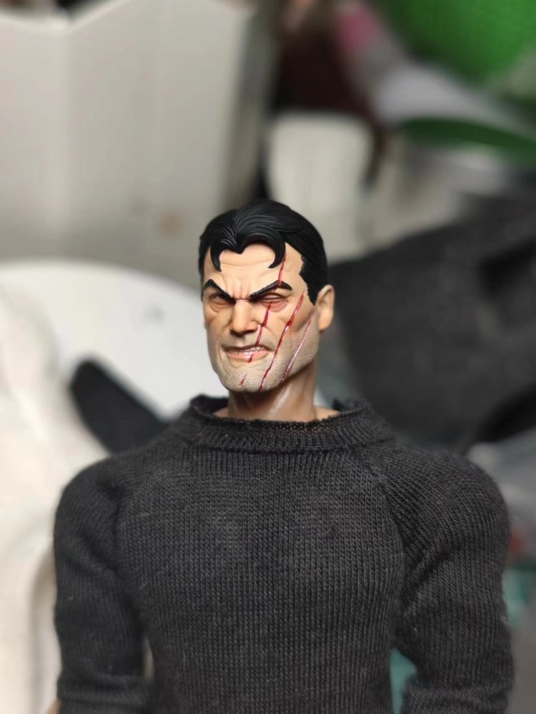 Mezco Scar effect Punisherr headsculpt 1:12