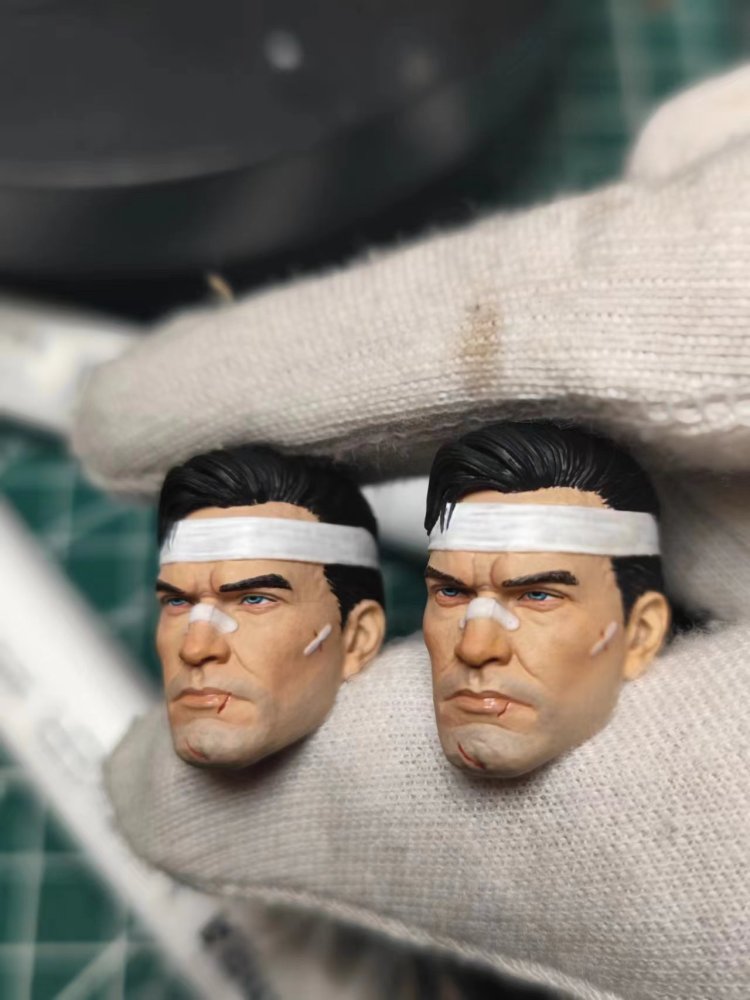 Mezco Turban fighting Punisherr headsculpt 1:12