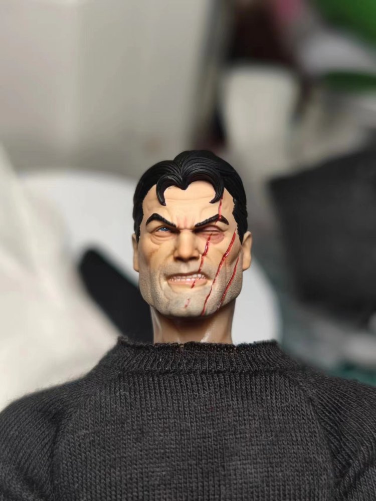 Mezco Scar effect Punisherr headsculpt 1:12