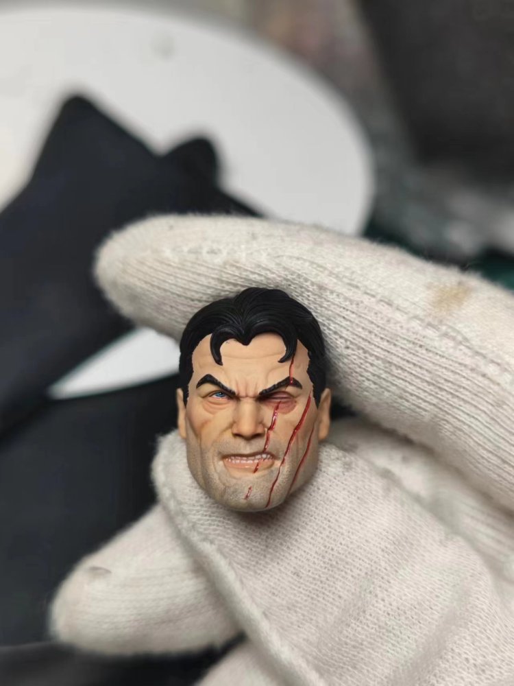 Mezco Scar effect Punisherr headsculpt 1:12