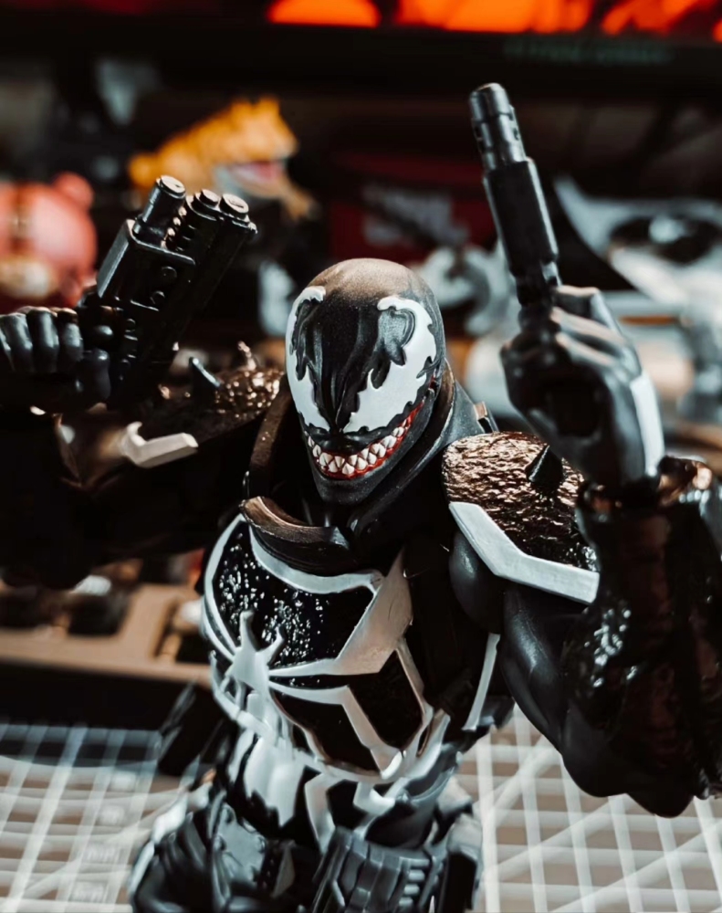 KAIYODO Amazing Yamaguchi Agent Venom headsculpt 1:12
