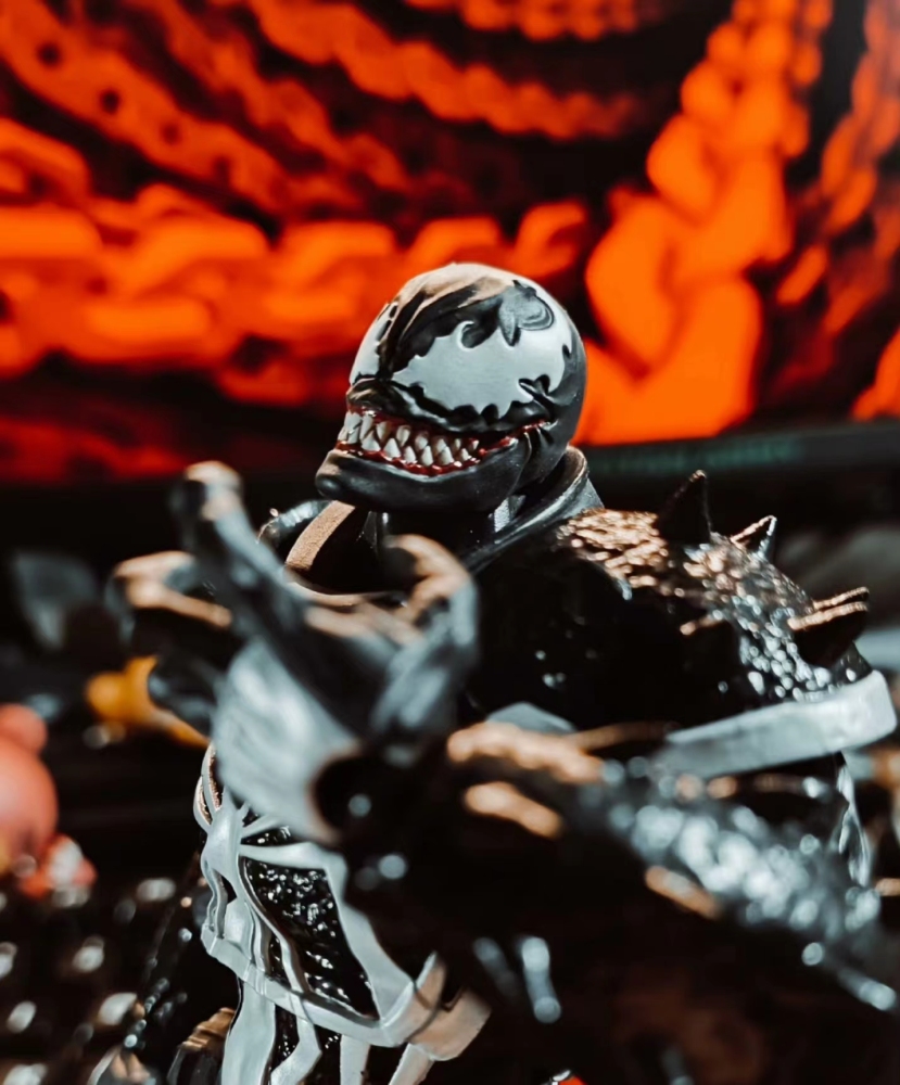 KAIYODO Amazing Yamaguchi Agent Venom headsculpt 1:12