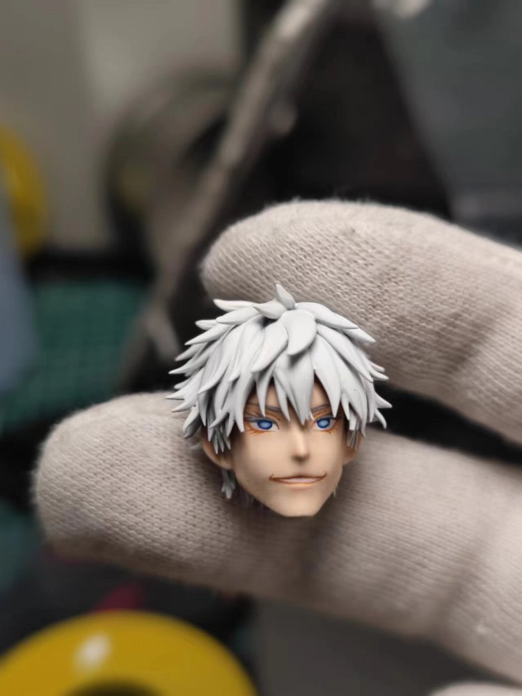 Shf White glasses/no glasses headsculpt 1:12