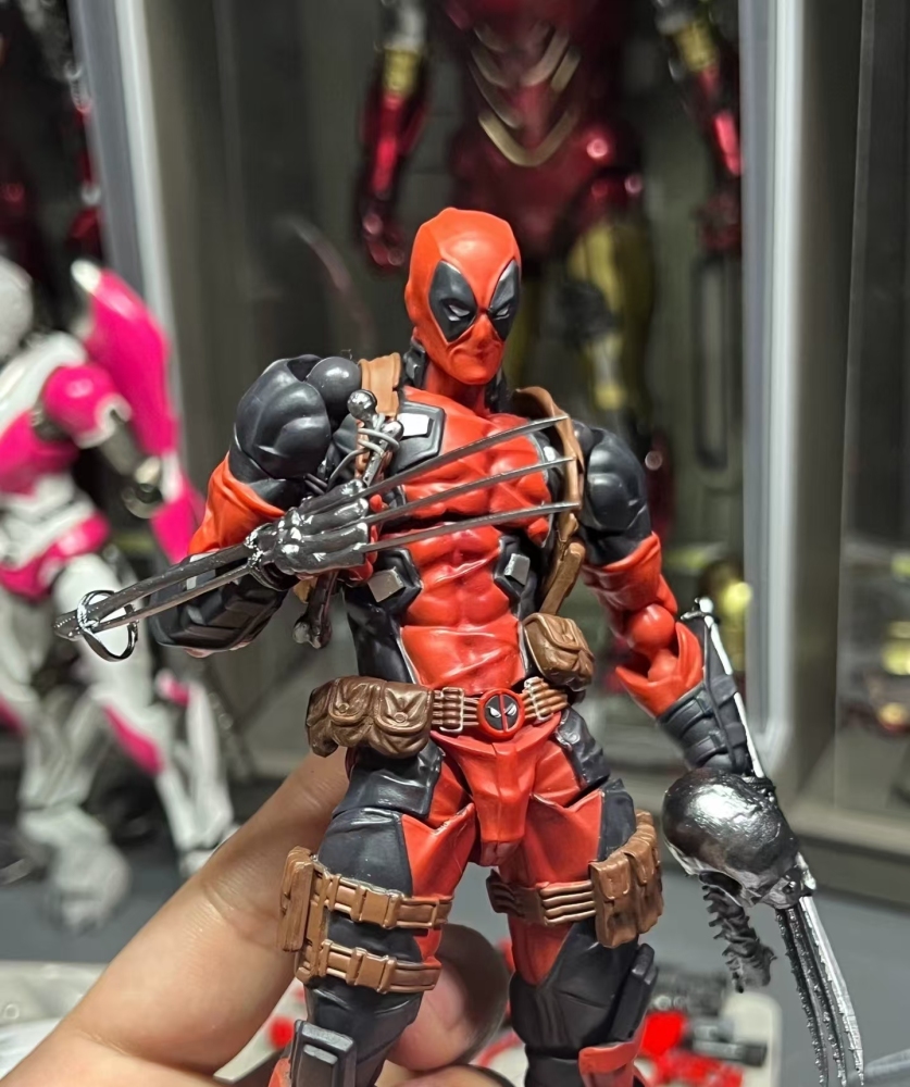KAIYODO Amazing Yamaguchi  Deadpool 2.0 (Wolverine accessories) 1：12
