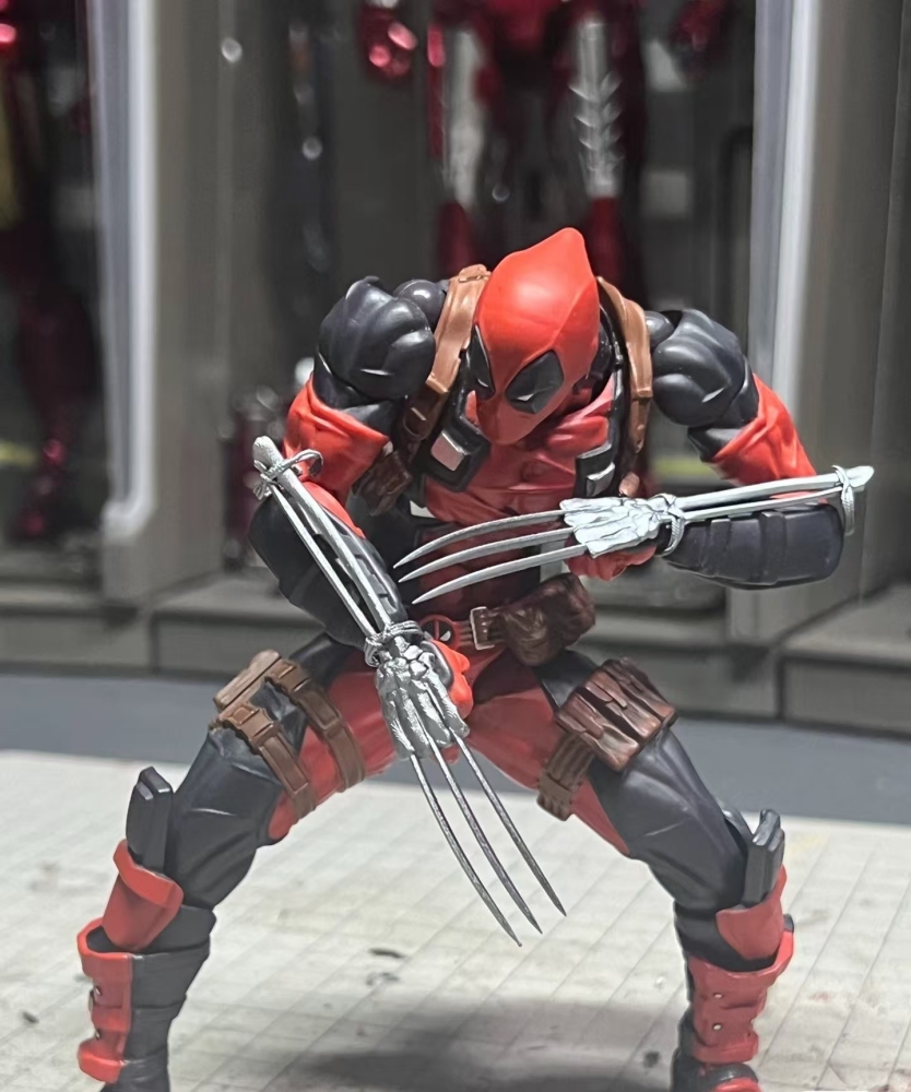KAIYODO Amazing Yamaguchi  Deadpool 2.0 (Wolverine accessories) 1：12