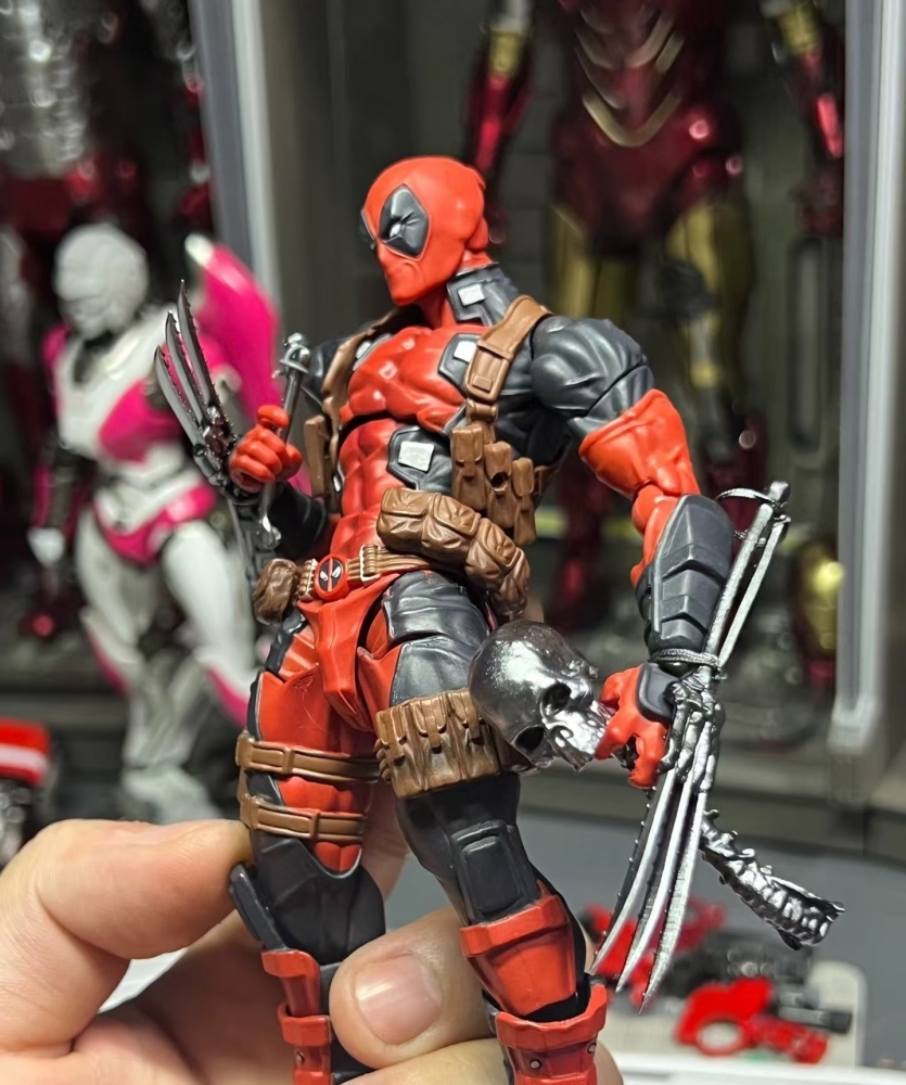 KAIYODO Amazing Yamaguchi  Deadpool 2.0 (Wolverine accessories) 1：12