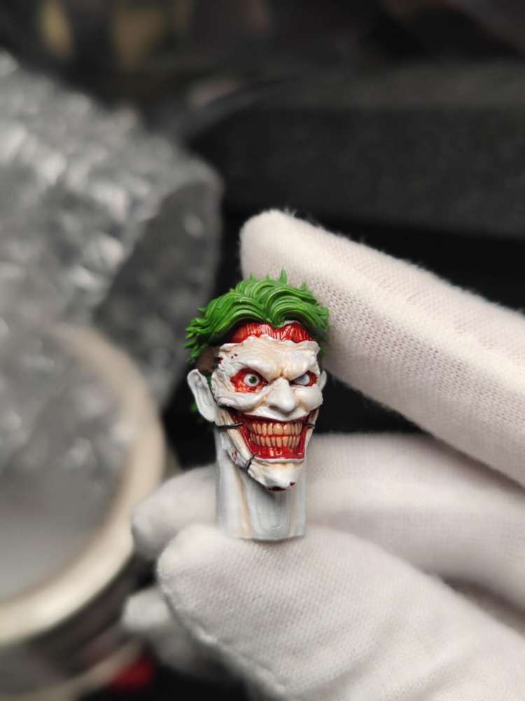Mezcoo New52 Jokerr headsculpt 1:12