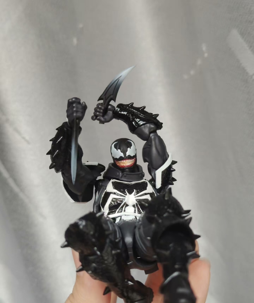 KAIYODO Amazing Yamaguchi Agent Venom toy bayonet 1:12