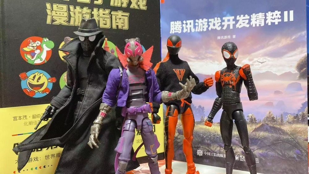 Marvellegends Prowler jacket  1:12