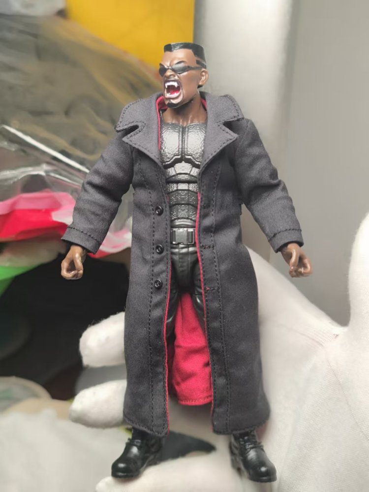 Marvellegends Blade trench coat 1:12