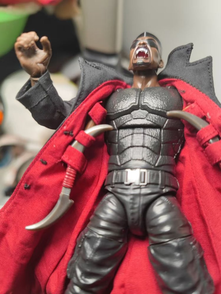 Marvellegends Blade trench coat 1:12