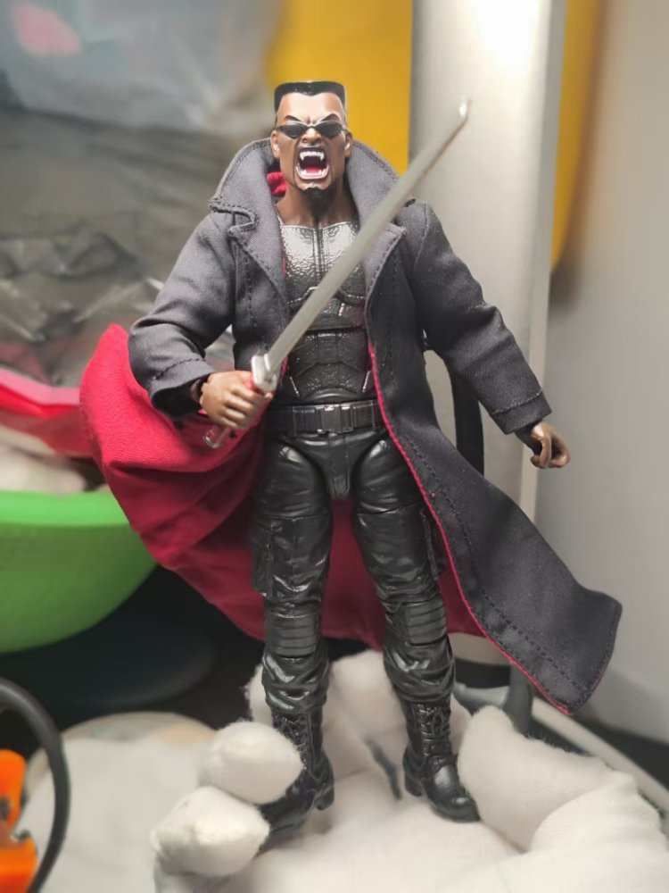 Marvellegends Blade trench coat 1:12