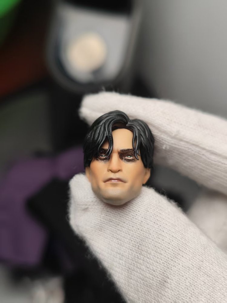 new batman Real human(Robert Pattinsonn) headsculpt 1/12