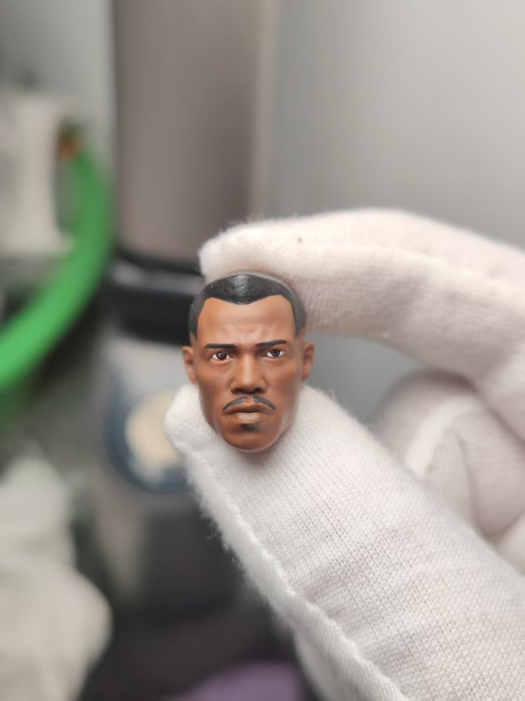 Marvellegends blade 2.0v headsculpt 1:12