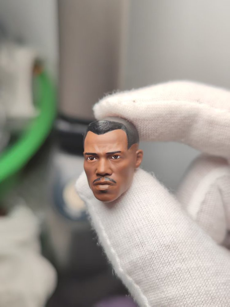 Marvellegends blade 2.0v headsculpt 1:12