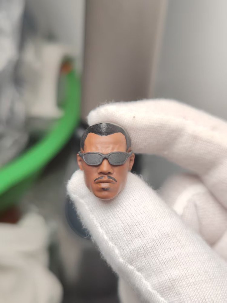 Marvellegends blade 2.0v headsculpt 1:12