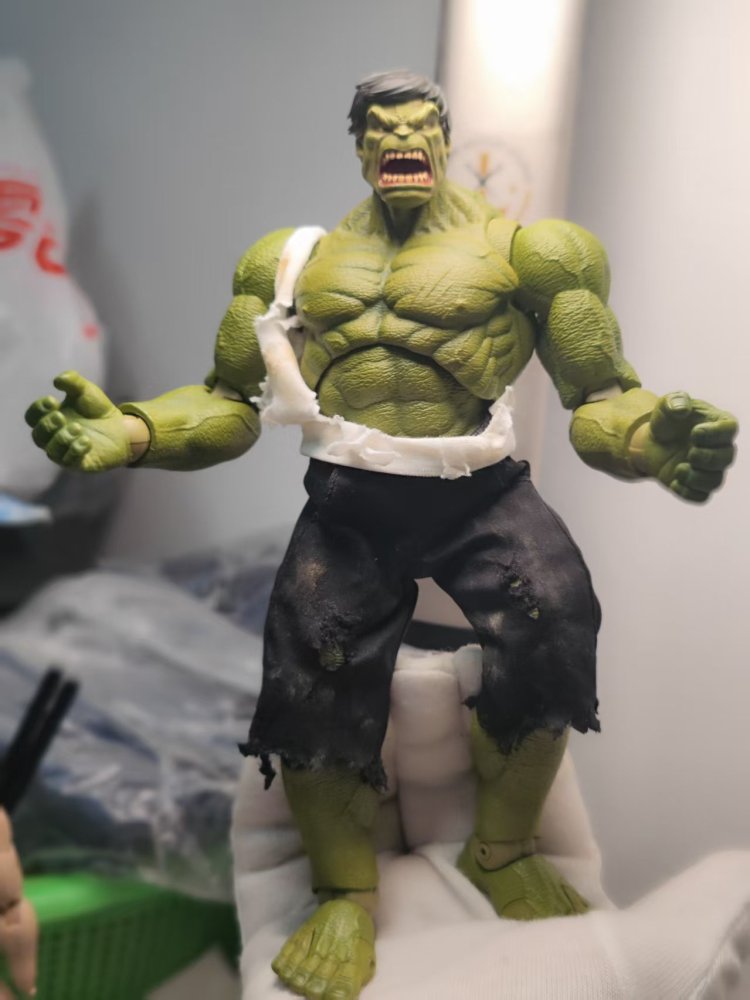 Memory toys HULK black hair headsculpt / shorts + black pants 1:12