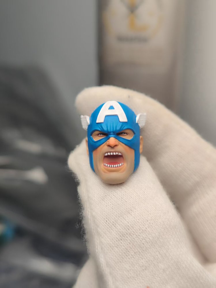 Retro comic version of Captain America's headsculpt 1:12