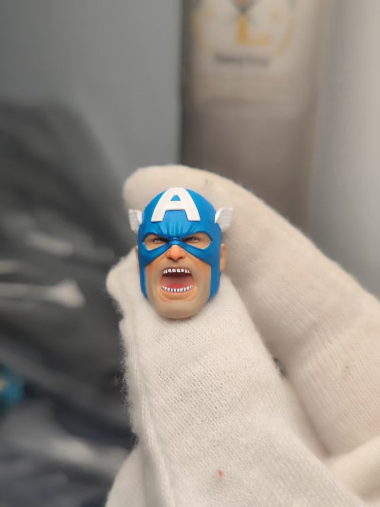 Retro comic version of Captain America's headsculpt 1:12