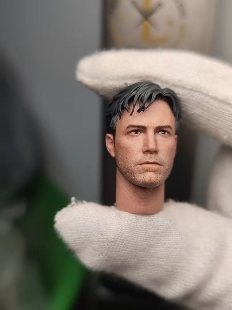 Batman Wayne (Highly Detailed Coloring Version) - Hair Change headsculpt 1:12