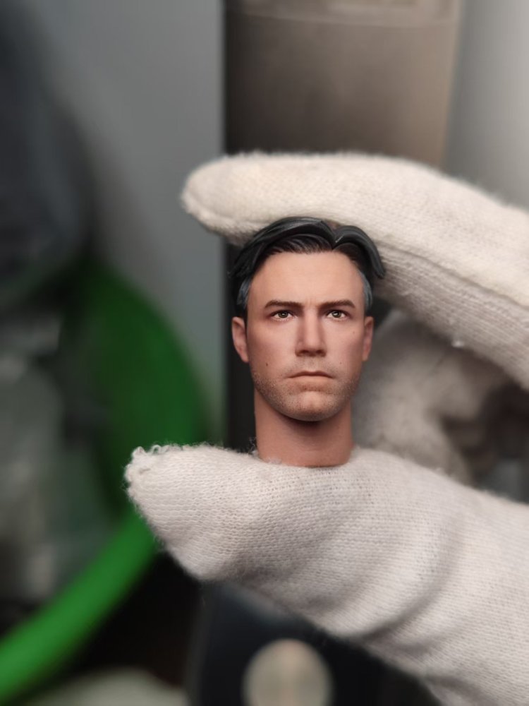 Batman Wayne (Highly Detailed Coloring Version) - Hair Change headsculpt 1:12