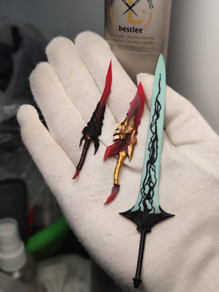 Sang lin-Voo headsculpt /Suit / Toy knife 1:12