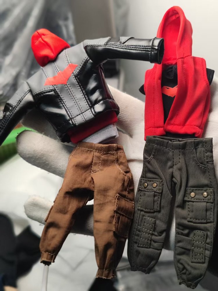 Redhood Suit 1:12