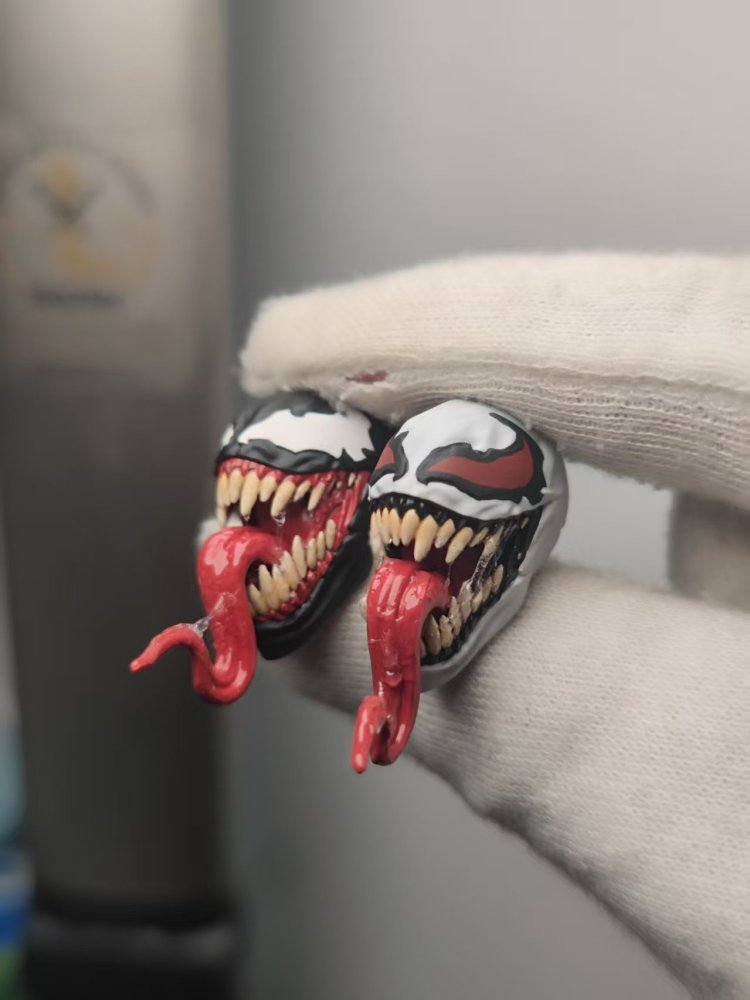 CT KAIYODO Amazing Yamaguchi Agent Venom (Long-tongue version)headsculpt 1:12