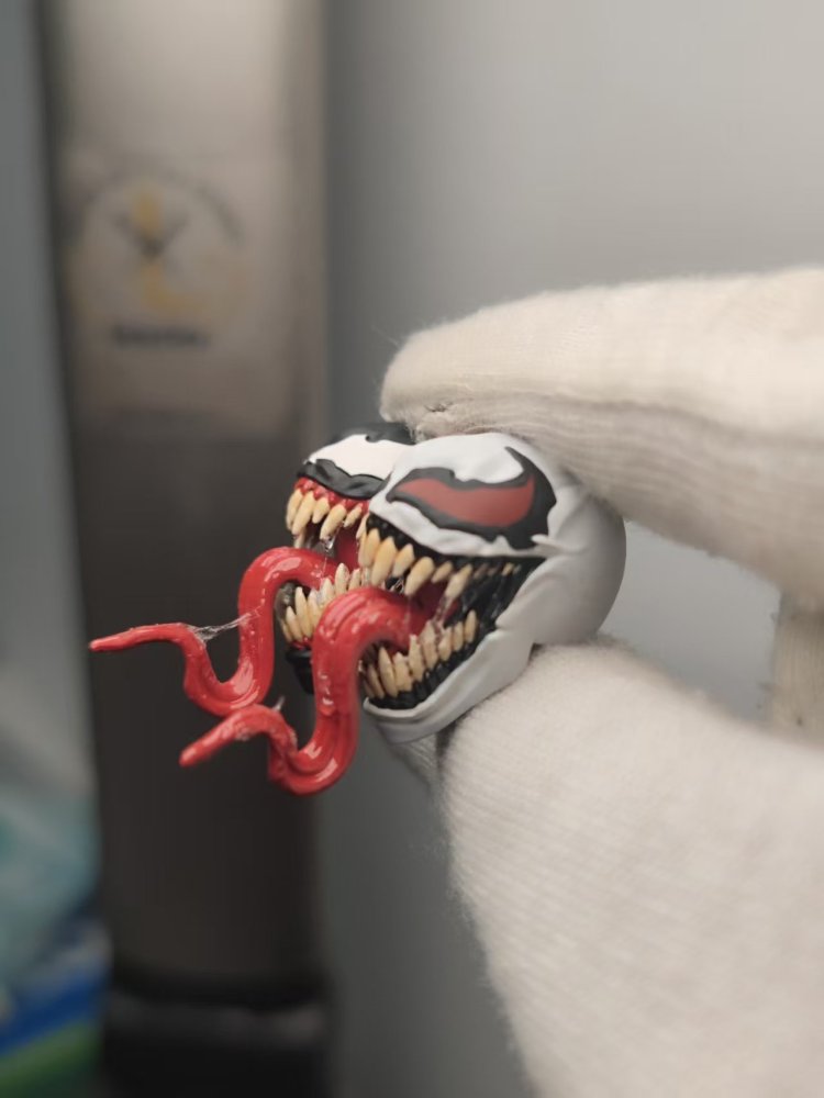 CT KAIYODO Amazing Yamaguchi Agent Venom (Long-tongue version)headsculpt 1:12